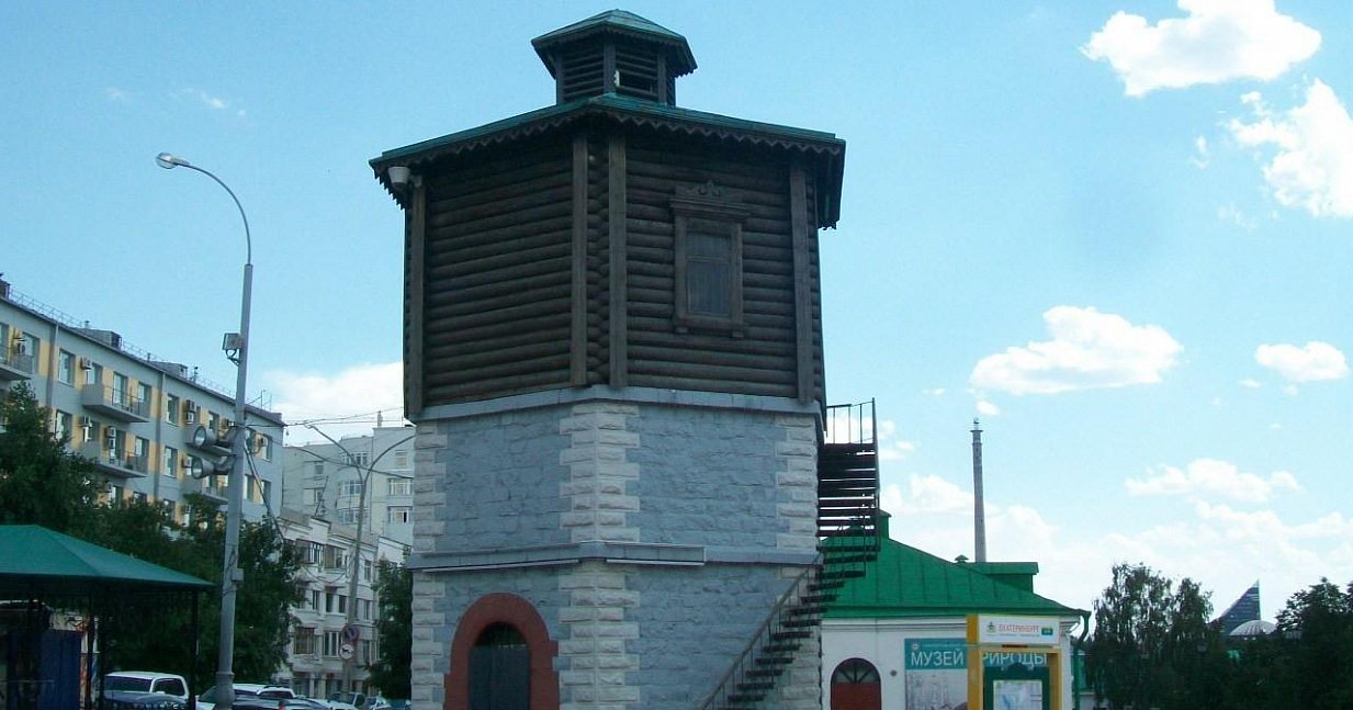 водонапорная башня на плотинке