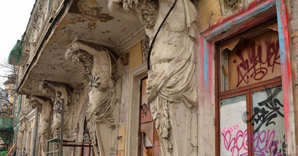Москва вкладывает ежегодно 15-16 млрд рублей в реставрацию памятников