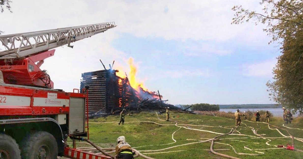 Кондопога Церковь Успения Пресвятой Богородицы пожар