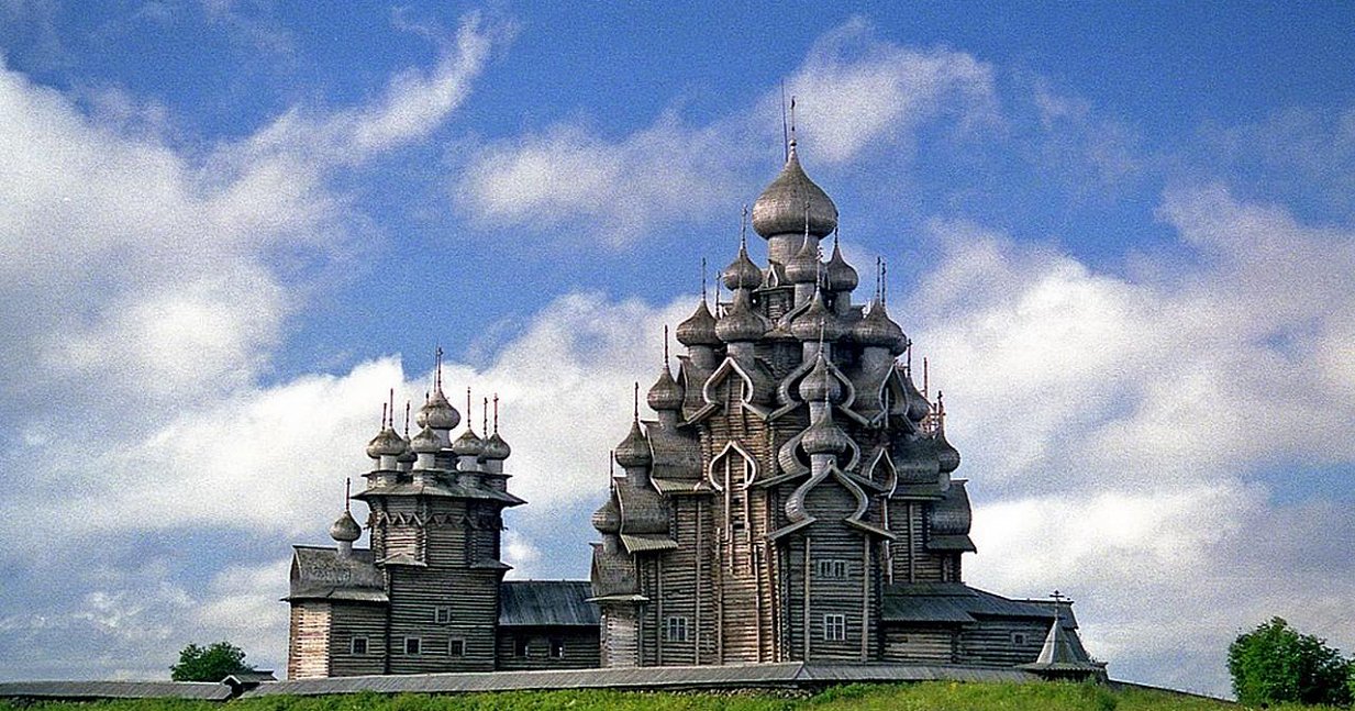 Открылся Международный форум по сохранению памятников деревянного зодчества