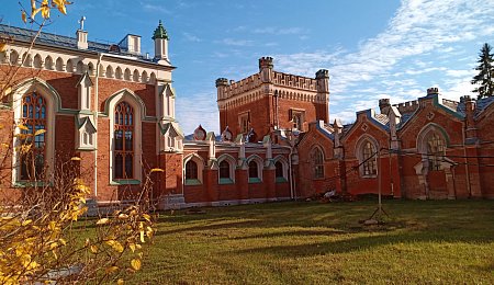 ОБЪЯВЛЕН АУКЦИОН НА ПРАВО ЗАКЛЮЧЕНИЯ ДОГОВОРА АРЕНДЫ ЧАСТИ ОБЪЕКТА КУЛЬТУРНОГО НАСЛЕДИЯ «КОНЮШНИ ДВОРЦОВЫЕ», РАСПОЛОЖЕННОГО ПО АДРЕСУ: Г.САНКТ-ПЕТЕРБУРГ, ПЕТЕРГОФ, УЛ. АВРОВА, Д. 2, С ЦЕЛЬЮ СОХРАНЕНИЯ И ИСПОЛЬЗОВАНИЯ В СООТВЕТСТВИИ С ЦЕЛЕВЫМ НАЗ