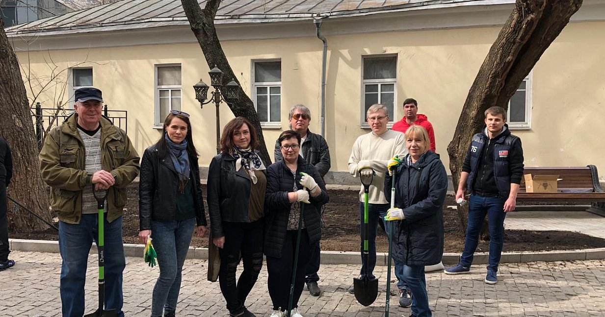 Сотрудники ТУ по Центральному Федеральному округу приняли участие в Дне заботы о памятниках
