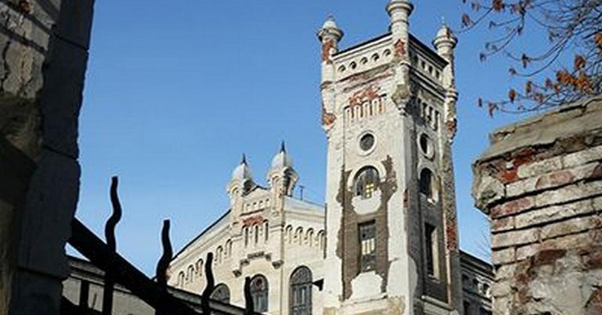 «Сохраните памятник архитектуры. Спасите культурное наследие»