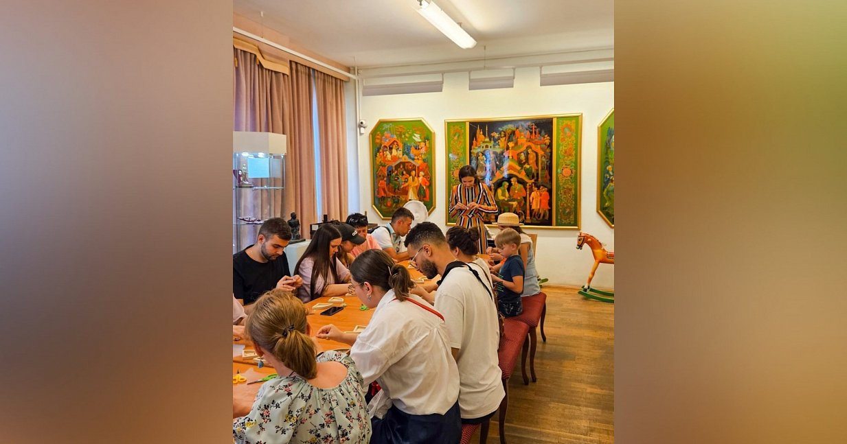 Ювелирная страда в Музее истории камнерезного и ювелирного искусства в Екатеринбурге 