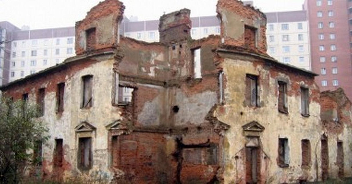Руины постоялого двора на Рыбацком отдадут под социальный объект
