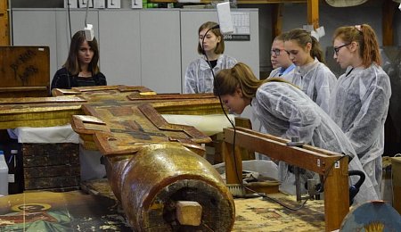 Минкультуры: школа юного реставратора откроется на Международном культурном форуме
